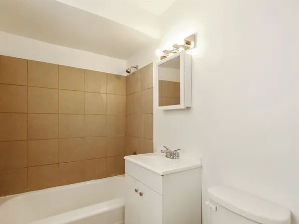 11143 S Dr Martin Luther King Jr Dr Chicago, IL 60628