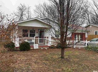 604 Timothy Ln, Carterville, IL 62918