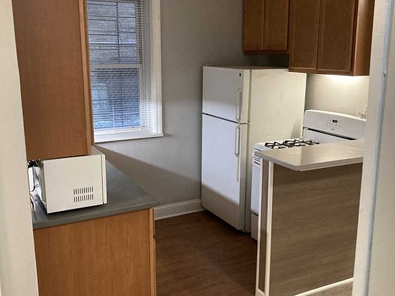 5th image of 1757 W North Shore Ave #G