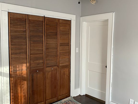 3rd image of 1205 S 21st St