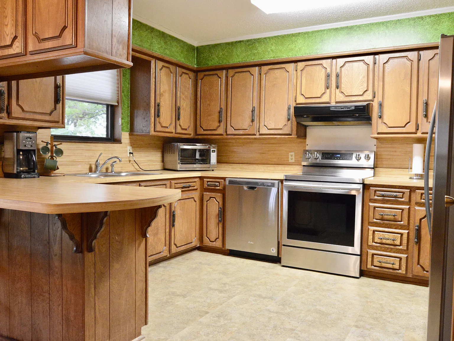 205 Texoma Dr — Photo 3