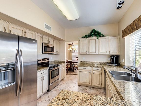 2nd image of 501 W Mountain Vista Dr