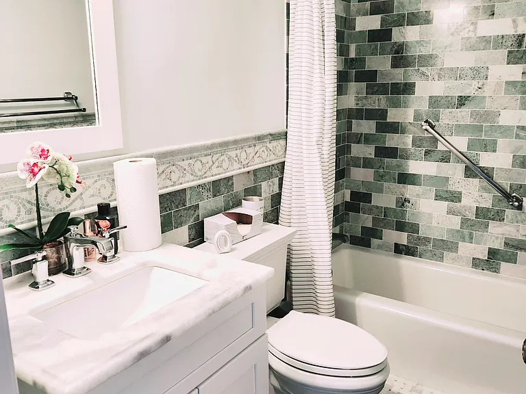 250 President St #211 — Photo 5
