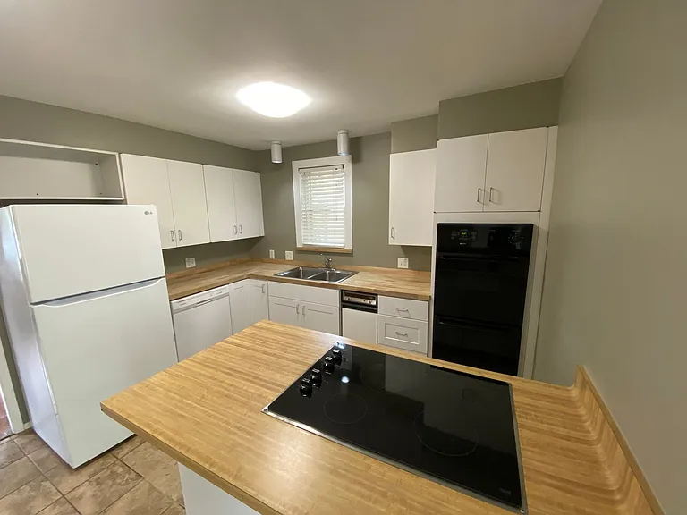 1030 Cole Ave — Photo 13