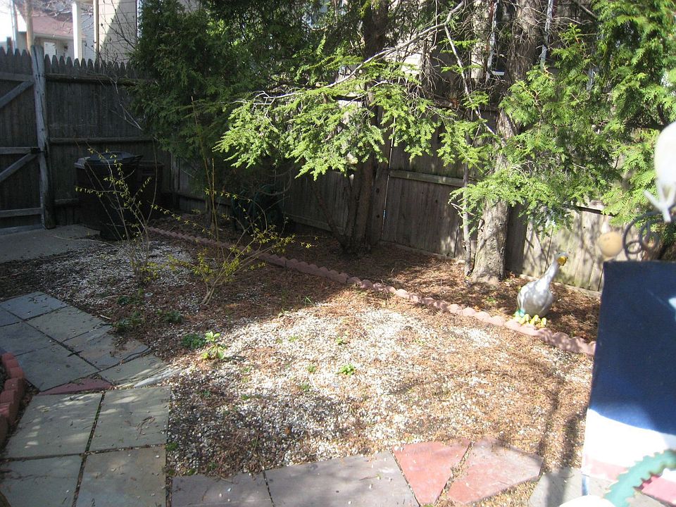 2nd image of 41 Ashton St