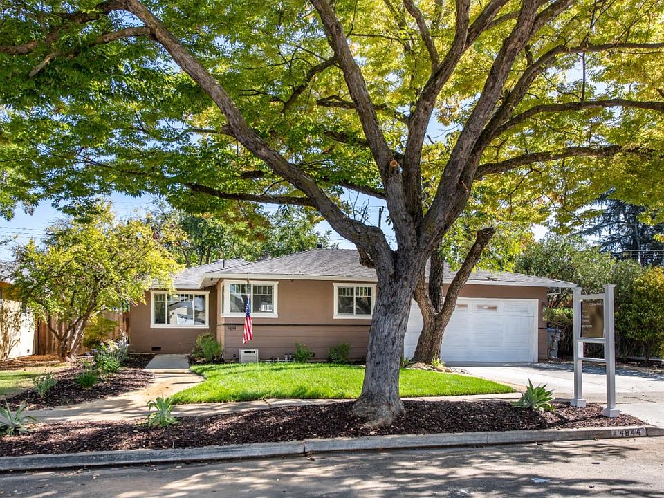 1st image of 4844 Clydelle Ave