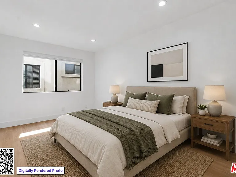 3939 Moore St #102 — Photo 3