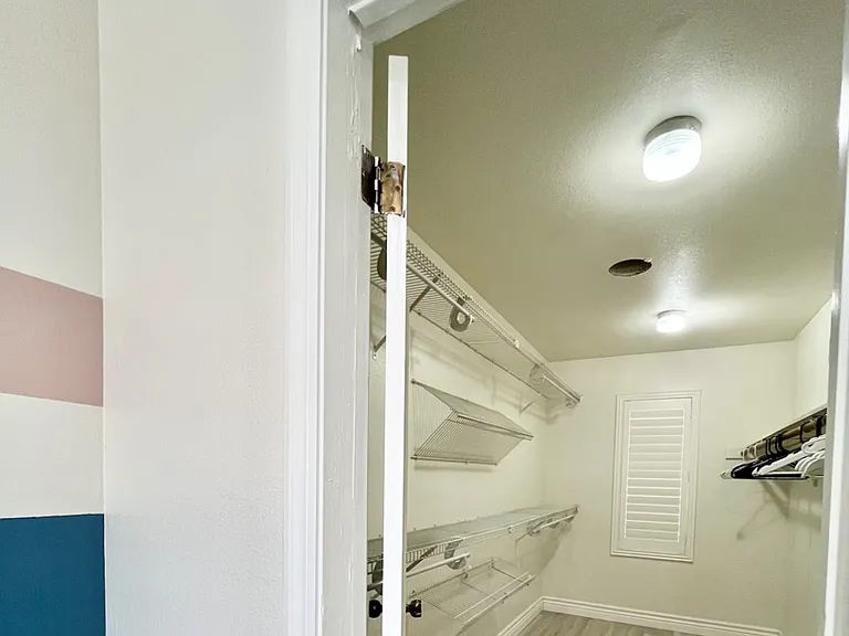 527 Canyon Rd — Photo 24