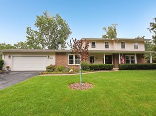 915 Talbot Ave, Lake Bluff, IL 60044