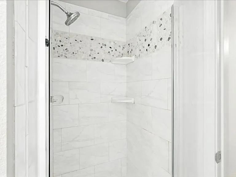 7901 Cockatoo Ln NE — Photo 22