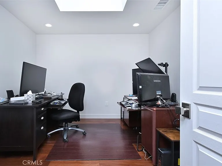4347 Coronet Dr — Photo 20