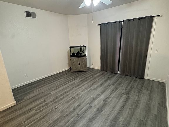5th image of 1748 Cork Tree Ln