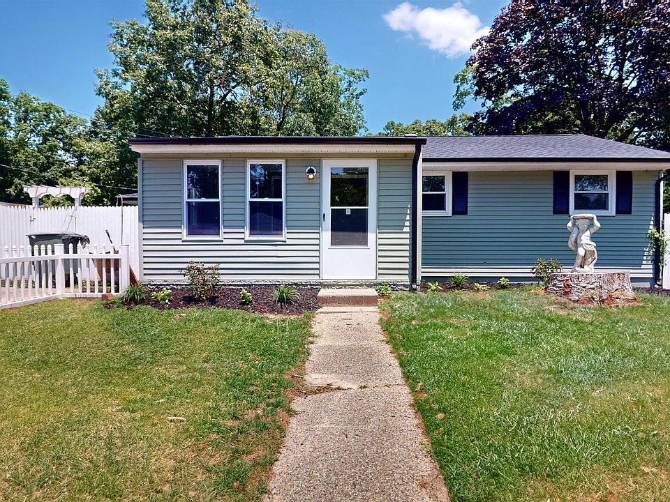 1st image of 335 Blenheim Ave