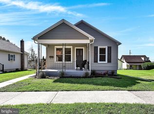 1320 Harding Ave, Hershey, PA 17033