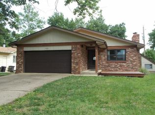 1924 E 14th Ave, Winfield, KS 67156