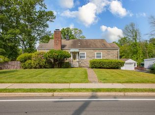 97 Ehrhardt Rd, Pearl River, NY 10965