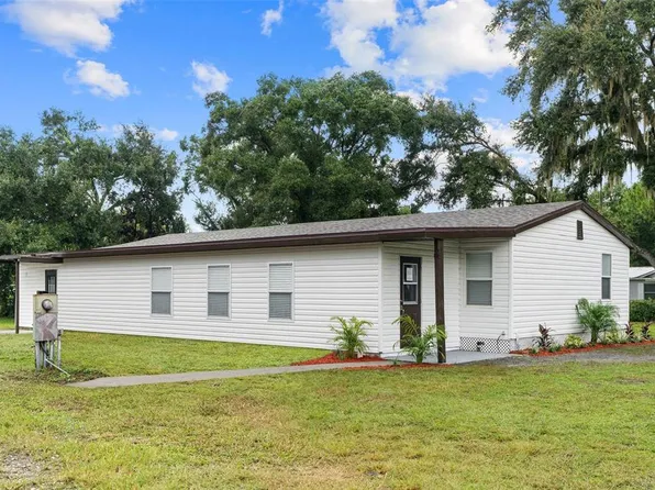 6401 Angus Valley Dr, Zephyrhills, FL 33544