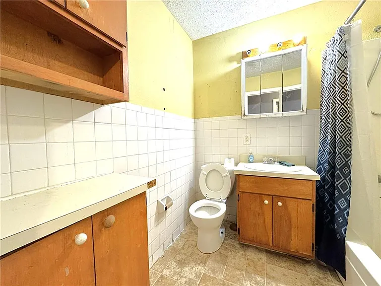 654 Ynestra Dr — Photo 13