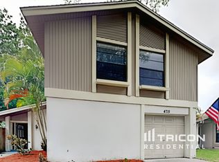 4715 Grove Point Dr, Tampa, FL 33624