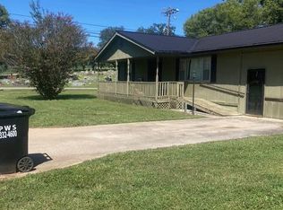 15 Pratt St, Pikeville, TN 37367