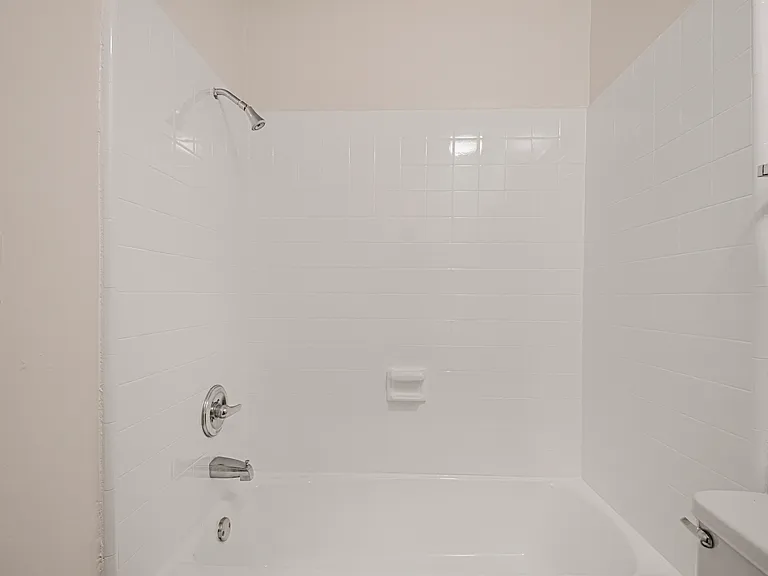 5843 W 88th St — Photo 547