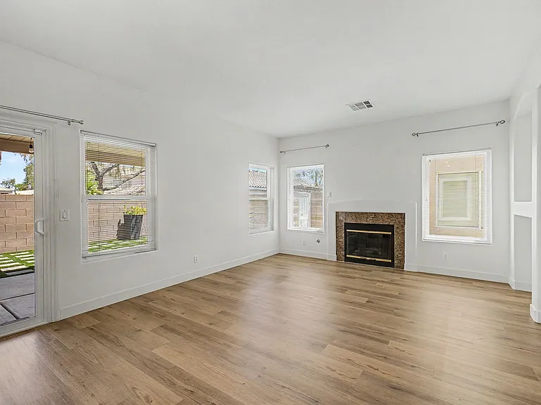 1078 Little Rock Way — Photo 7