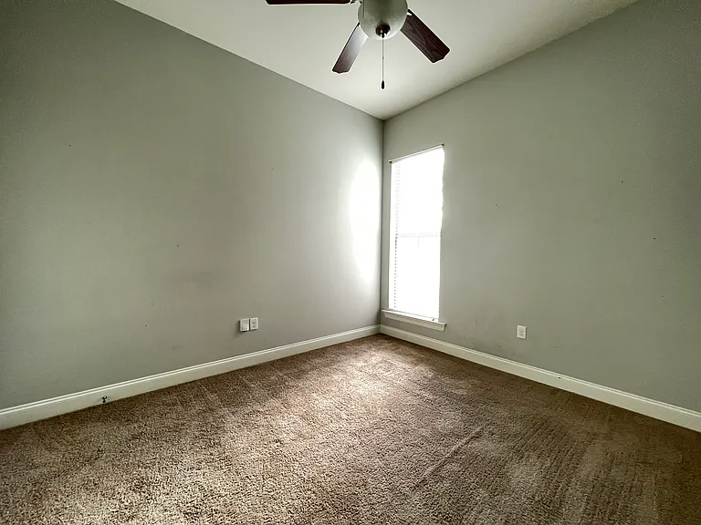 8027 Seville ct-12_12072022