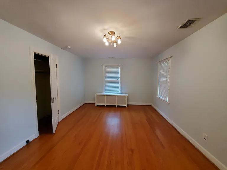 127 Parkland Ave — Photo 15