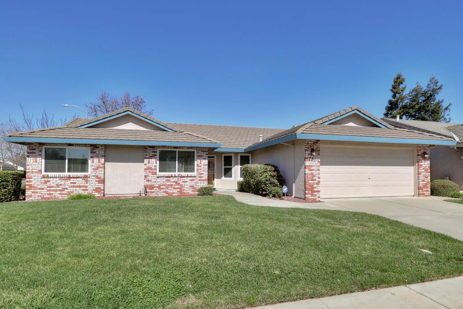 721 Lake Canyon Ave photo 1