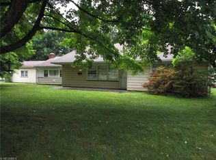 2002 Meadowbrook Ave, Youngstown, OH 44514