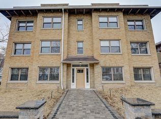2105 North Booth Street, Milwaukee, WI 53212
