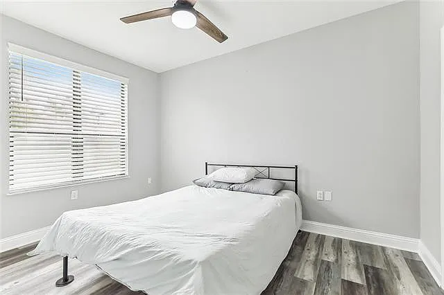 101 Marina Dr — Photo 12