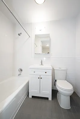 Rented by Buchbinder & Warren | media 10