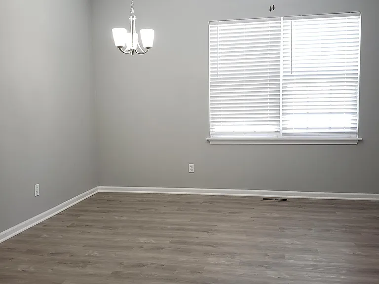 8327 N Nodaway Ave #8327 — Photo 10