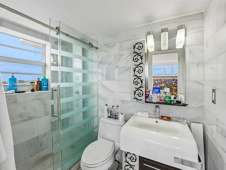 2100 Sans Souci Blvd #B706 — Photo 20
