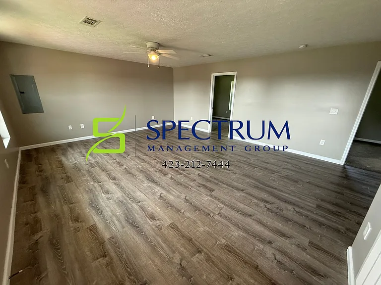 1068 Rosella Dr — Photo 2