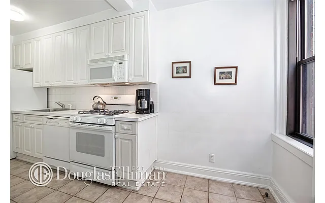 Sold by Douglas Elliman | media 13