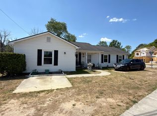568 Glensford Dr, Fayetteville, NC 28314