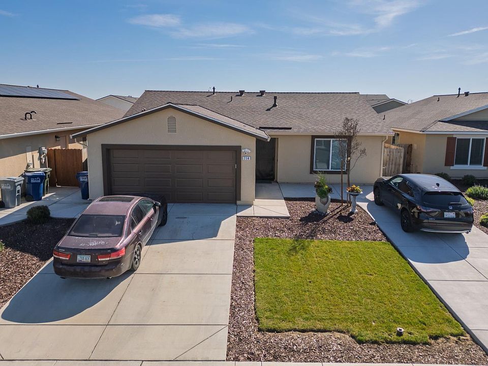 1st image of 714 Dean Ct