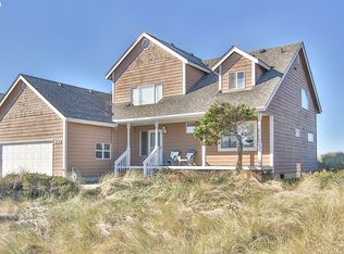 330 Madison Ave SW, Bandon, OR 97411