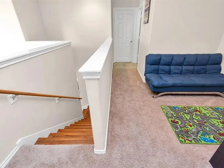 25247 Bentley Glen Ln — Photo 16