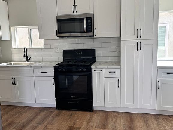 3rd image of 2774-2780.5 Vista Way #2776