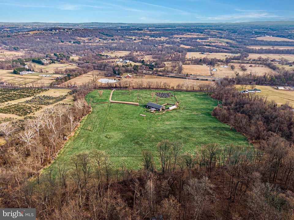 1st image of 34266 Williams Gap Rd