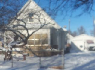 2566 Browne St, Omaha, NE 68111