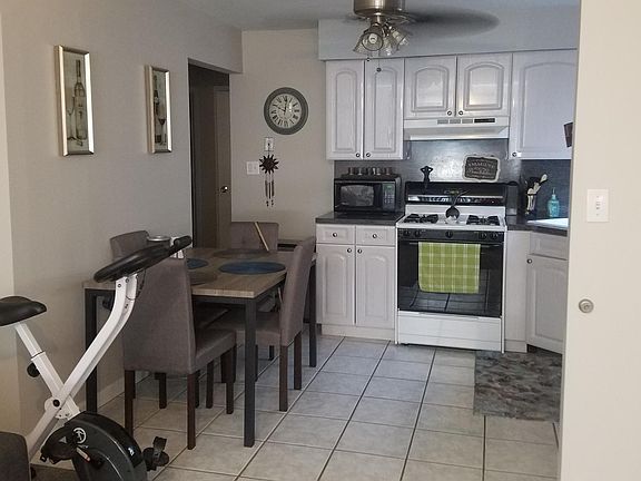 2nd image of 786 Stafford Ave