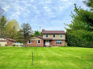 6904 W Sycamore Ln, Covington, IN 47932