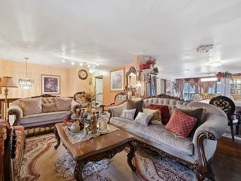 21428 Lundy Dr — Photo 9