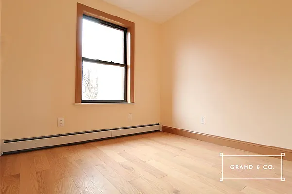 Rented by Grand & Co. | media 22