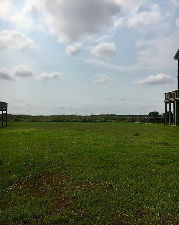 1st image of 522 Beachfront Dr