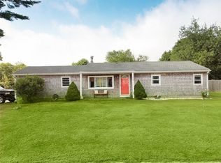 17 Chariho Dr, Richmond, RI 02898